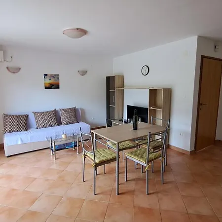 Cozy Apartments Baska Exterior photo