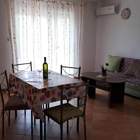 Cozy Apartments Baska Exterior photo